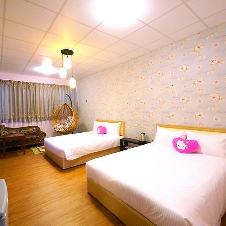 فندق Traveler Station كاوشيونغ المظهر الخارجي الصورة