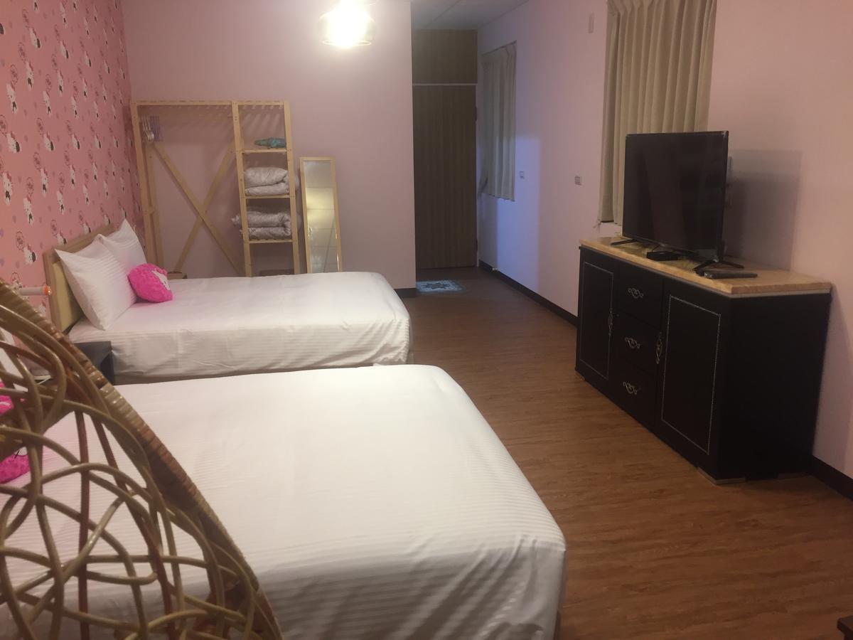 فندق Traveler Station كاوشيونغ المظهر الخارجي الصورة