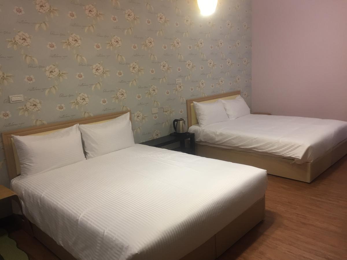 فندق Traveler Station كاوشيونغ المظهر الخارجي الصورة
